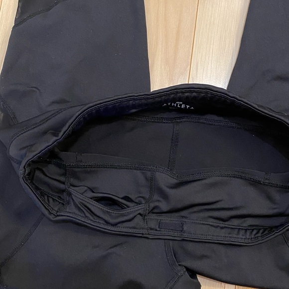 ATHLETA Black Mesh Solar Leggings Sz M - Picture 9 of 10